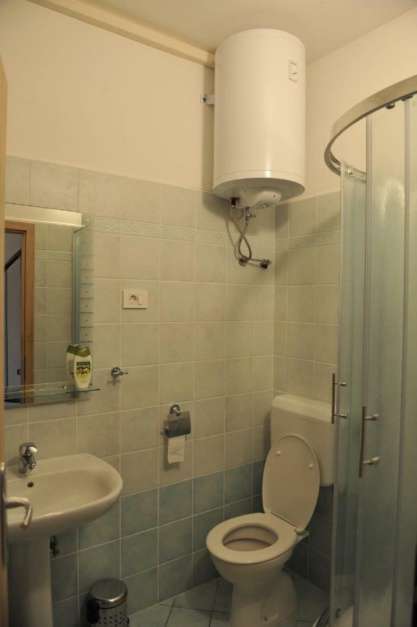 Apartmaji Kumar Шмартно Экстерьер фото